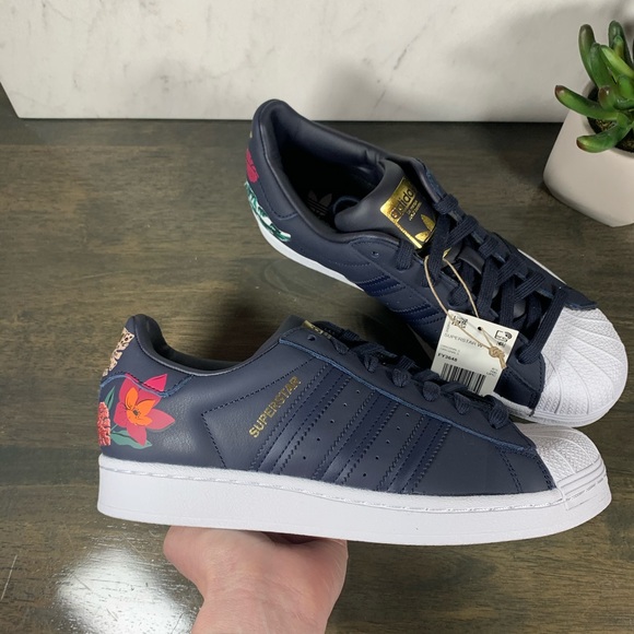 adidas x HER Studio Superstar - Picture 8 of 10